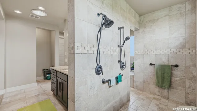 263 TRIPLE R DR La Vernia, TX 78121