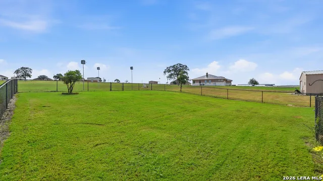 263 TRIPLE R DR La Vernia, TX 78121