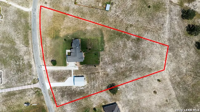263 TRIPLE R DR La Vernia, TX 78121