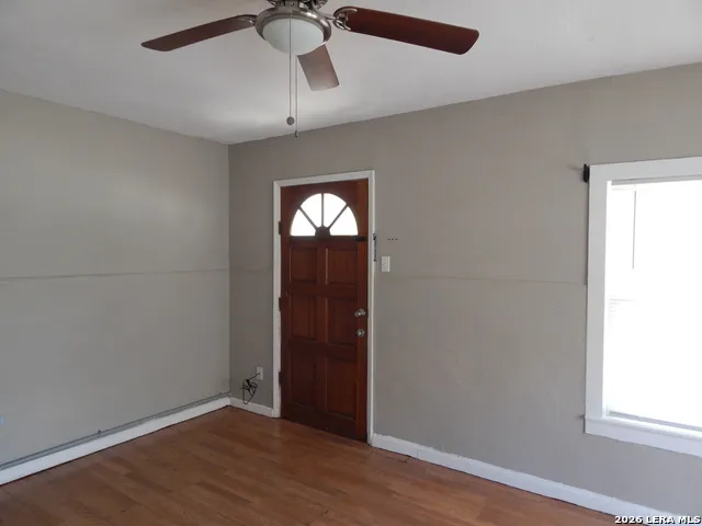 119 IKE ST San Antonio, TX 78211