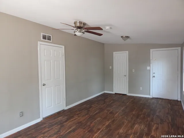 119 IKE ST San Antonio, TX 78211