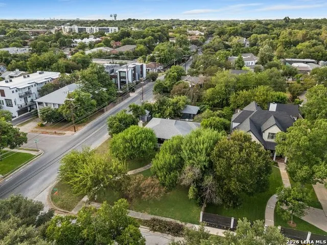 101 Charles Rd Terrell Hills, TX 78209