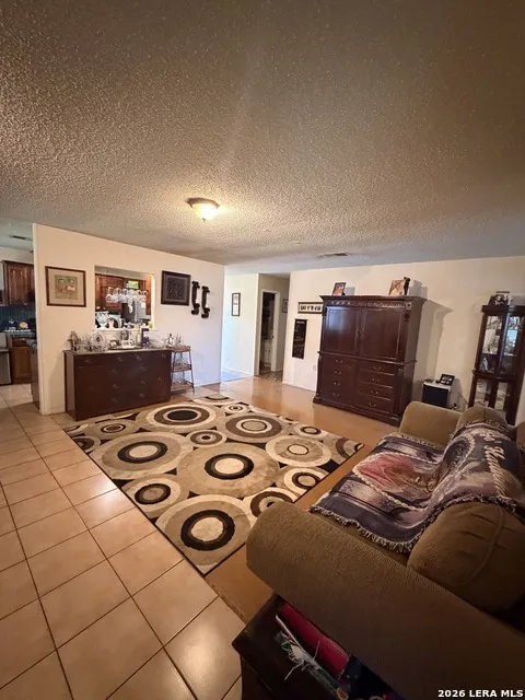11217 Champion Oak Live Oak, TX 78233