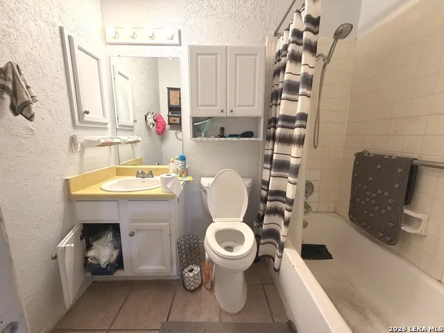 11217 Champion Oak Live Oak, TX 78233