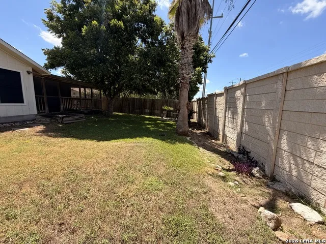 11217 Champion Oak Live Oak, TX 78233