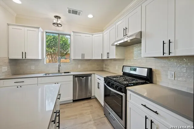 10936 SHORT SPRINGS DR Austin, TX 78754