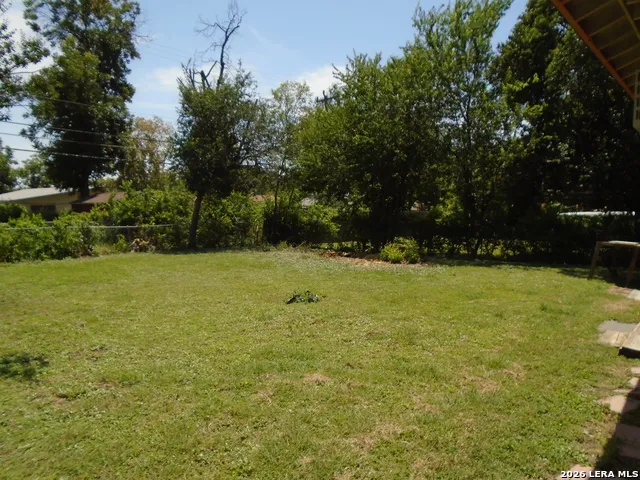 238 STOREYWOOD DR San Antonio, TX 78213