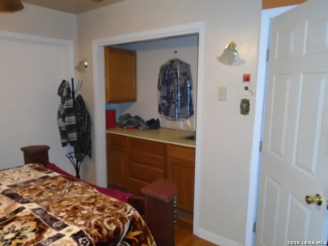 238 STOREYWOOD DR San Antonio, TX 78213