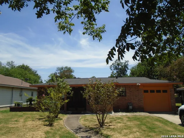238 STOREYWOOD DR San Antonio, TX 78213