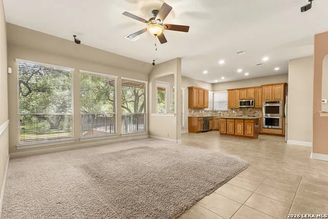 322 Arendes Dr New Braunfels, TX 78132