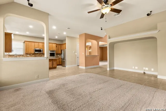 322 Arendes Dr New Braunfels, TX 78132