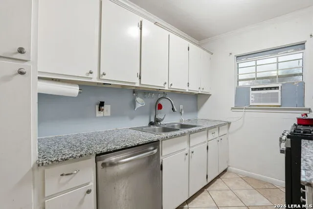 1015 CIBOLO TRL Universal City, TX 78148