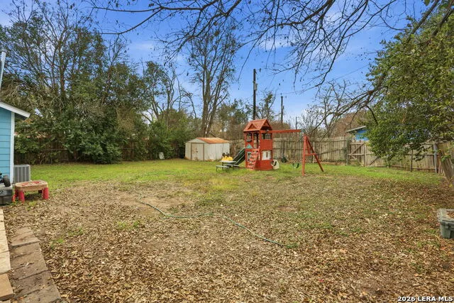 1015 CIBOLO TRL Universal City, TX 78148