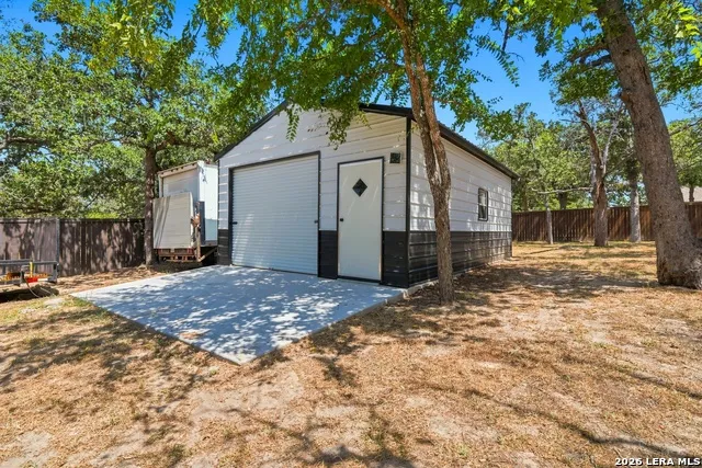 100 RANGER PT Adkins, TX 78101