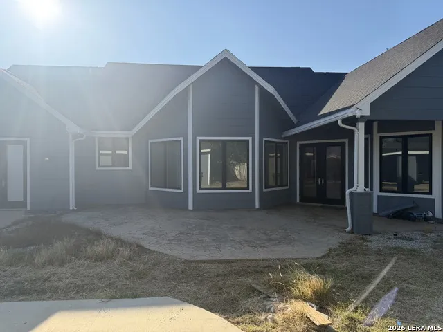 200 S 16TH ST Carrizo Springs, TX 78834