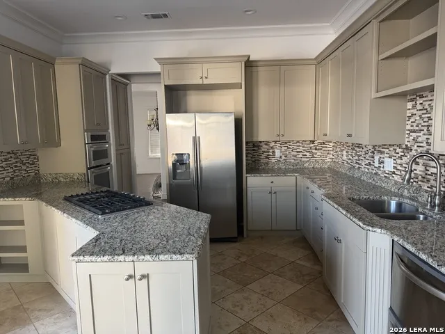 200 S 16TH ST Carrizo Springs, TX 78834
