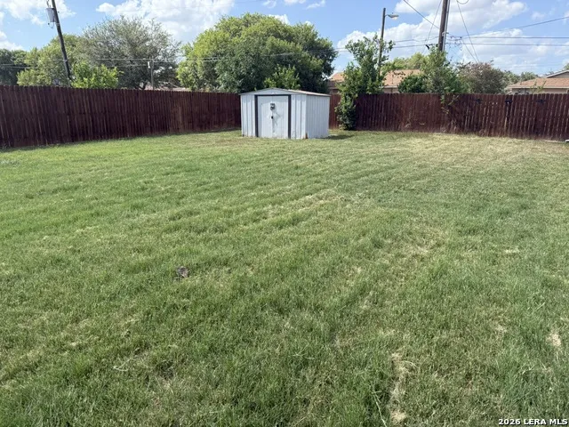 608 ROOSEVELT DR Seguin, TX 78155