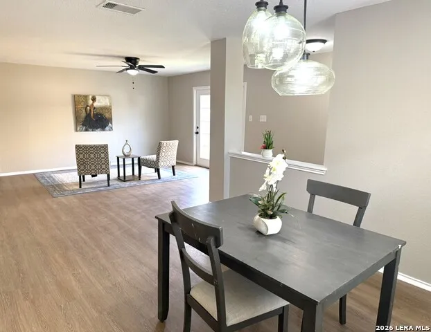 608 ROOSEVELT DR Seguin, TX 78155