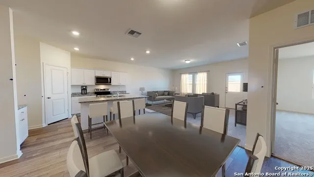 12827 Spur Hollow Schertz, TX 78154