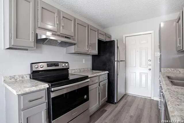714 DANA DR Converse, TX 78109