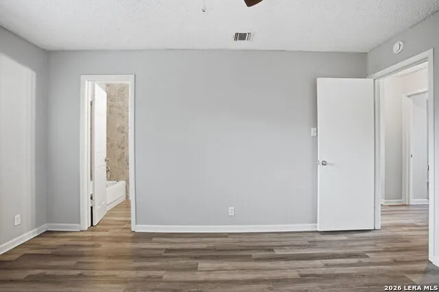 714 DANA DR Converse, TX 78109