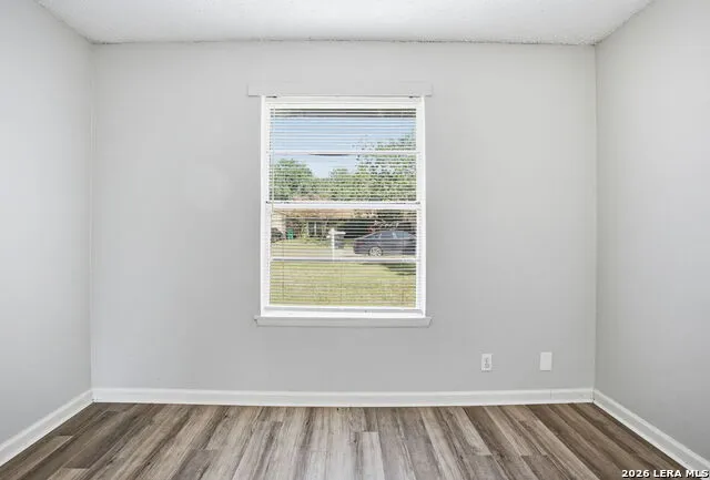 714 DANA DR Converse, TX 78109