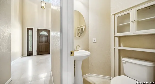 217 SKY VIEW DR Adkins, TX 78101