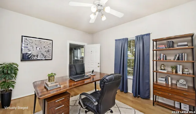 217 SKY VIEW DR Adkins, TX 78101