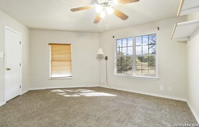 217 SKY VIEW DR Adkins, TX 78101