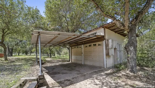 217 SKY VIEW DR Adkins, TX 78101