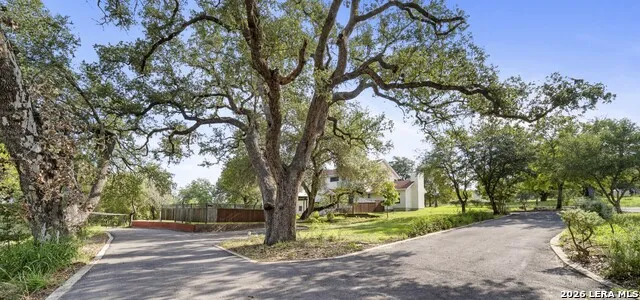 217 SKY VIEW DR Adkins, TX 78101