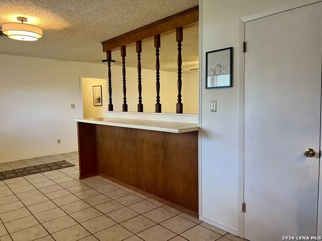 902 Oakridge Dr Pleasanton, TX 78064