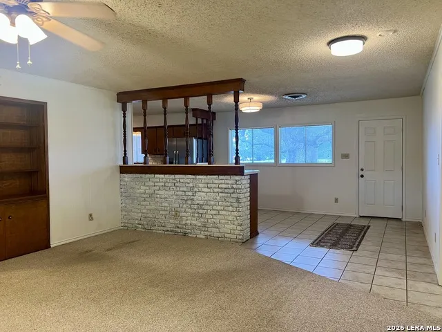 902 Oakridge Dr Pleasanton, TX 78064