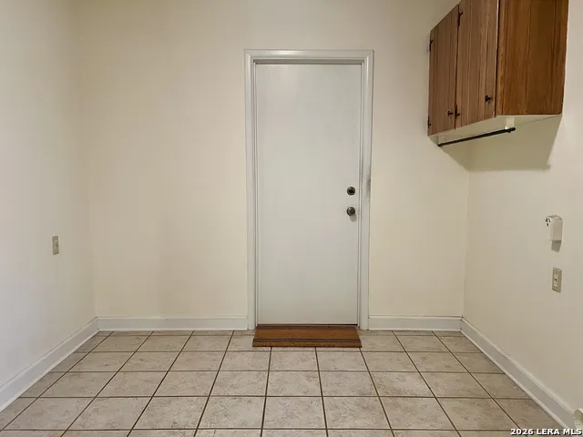 902 Oakridge Dr Pleasanton, TX 78064