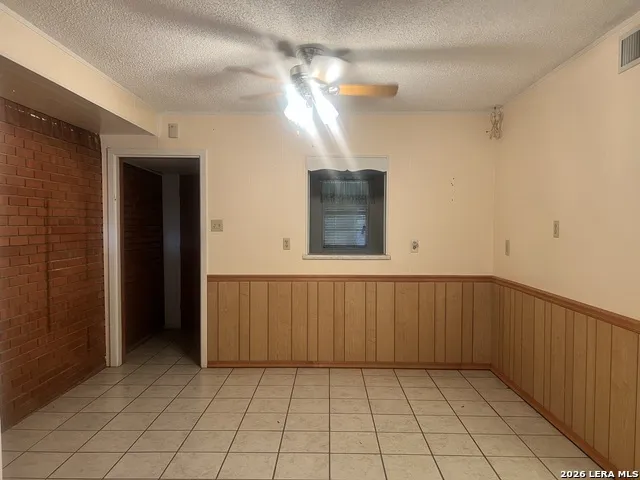 902 Oakridge Dr Pleasanton, TX 78064