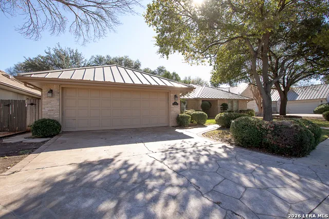 8 Granburg Pl San Antonio, TX 78218