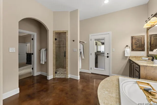 786 SHEPHERDS CROOK Helotes, TX 78023