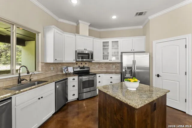 786 SHEPHERDS CROOK Helotes, TX 78023