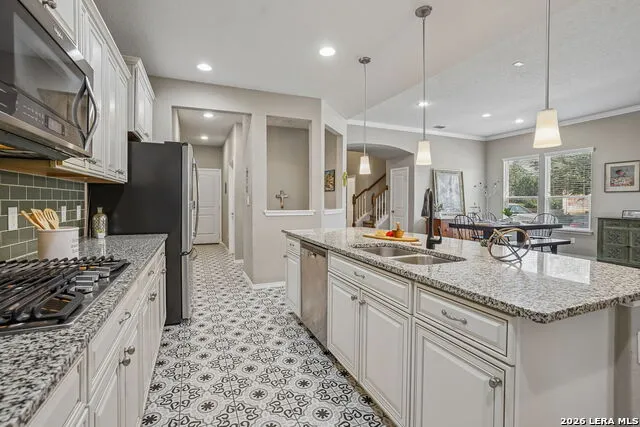 10858 Red Sage Helotes, TX 78023