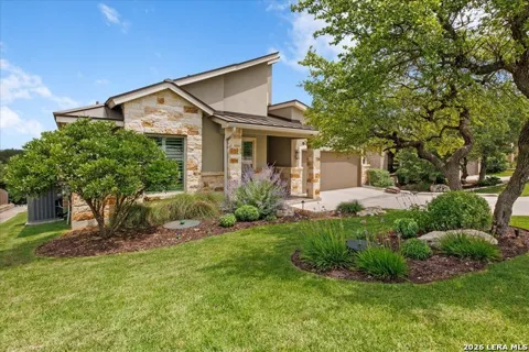 41 W Mariposa Parkway