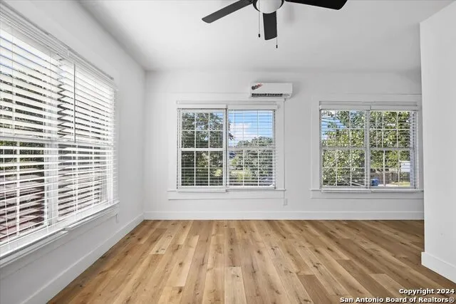 1218 HAYS ST San Antonio, TX 78202