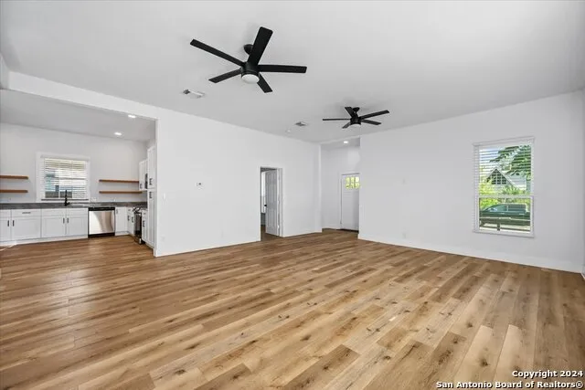 1218 HAYS ST San Antonio, TX 78202