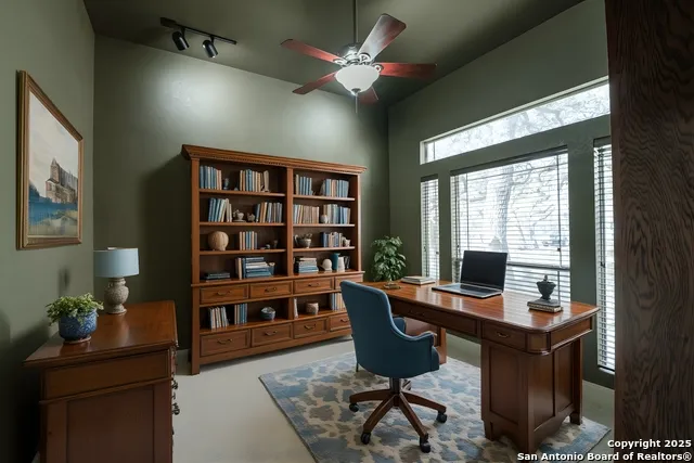 451 Winding View New Braunfels, TX 78132