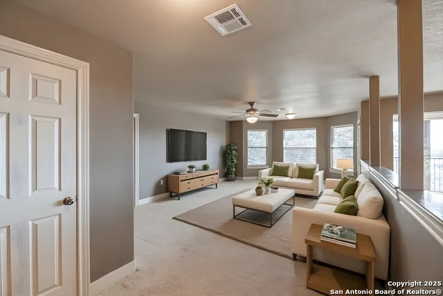 451 Winding View New Braunfels, TX 78132