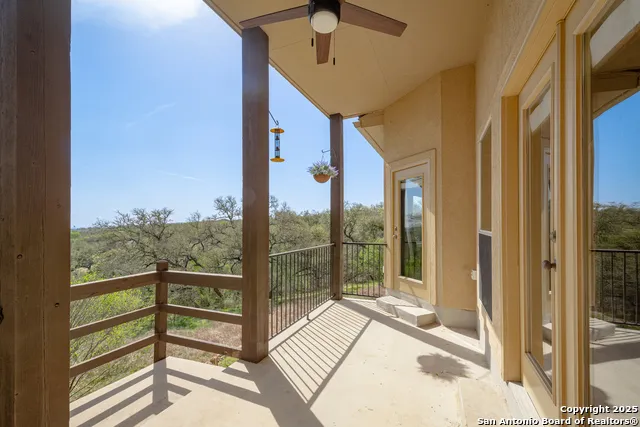 451 Winding View New Braunfels, TX 78132