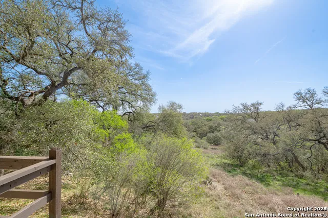 451 Winding View New Braunfels, TX 78132