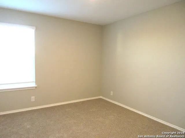 133 Middle Green Floresville, TX 78114