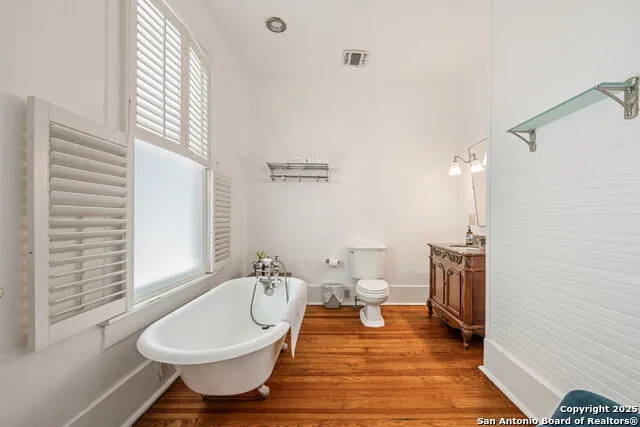 225 Madison San Antonio, TX 78204