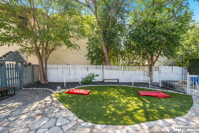 225 Madison San Antonio, TX 78204