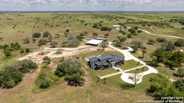 3466 Levi Sloan Road Victoria, TX 77904